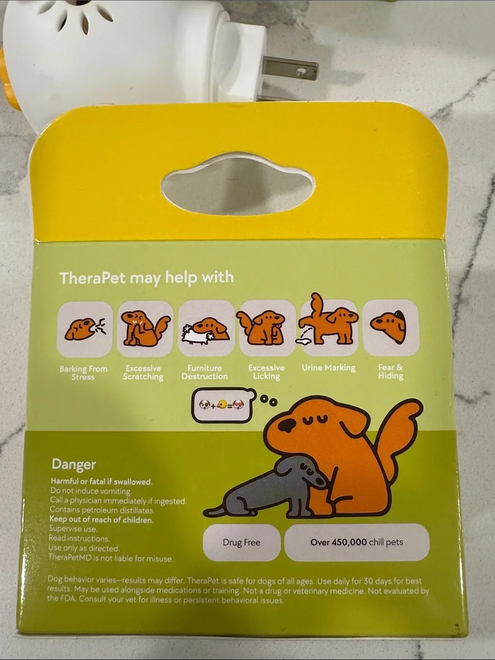 Dog Calming Diffuser Plug-In - 1 diffuser and 4 refills